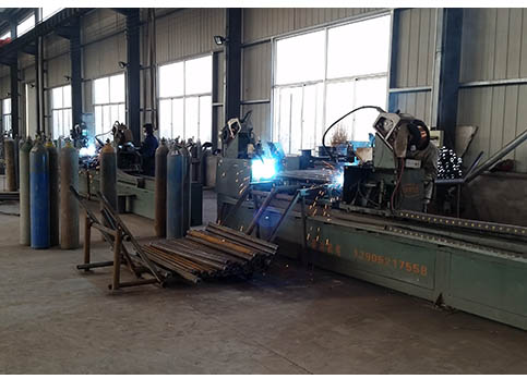 榆树网架杆件自动焊接